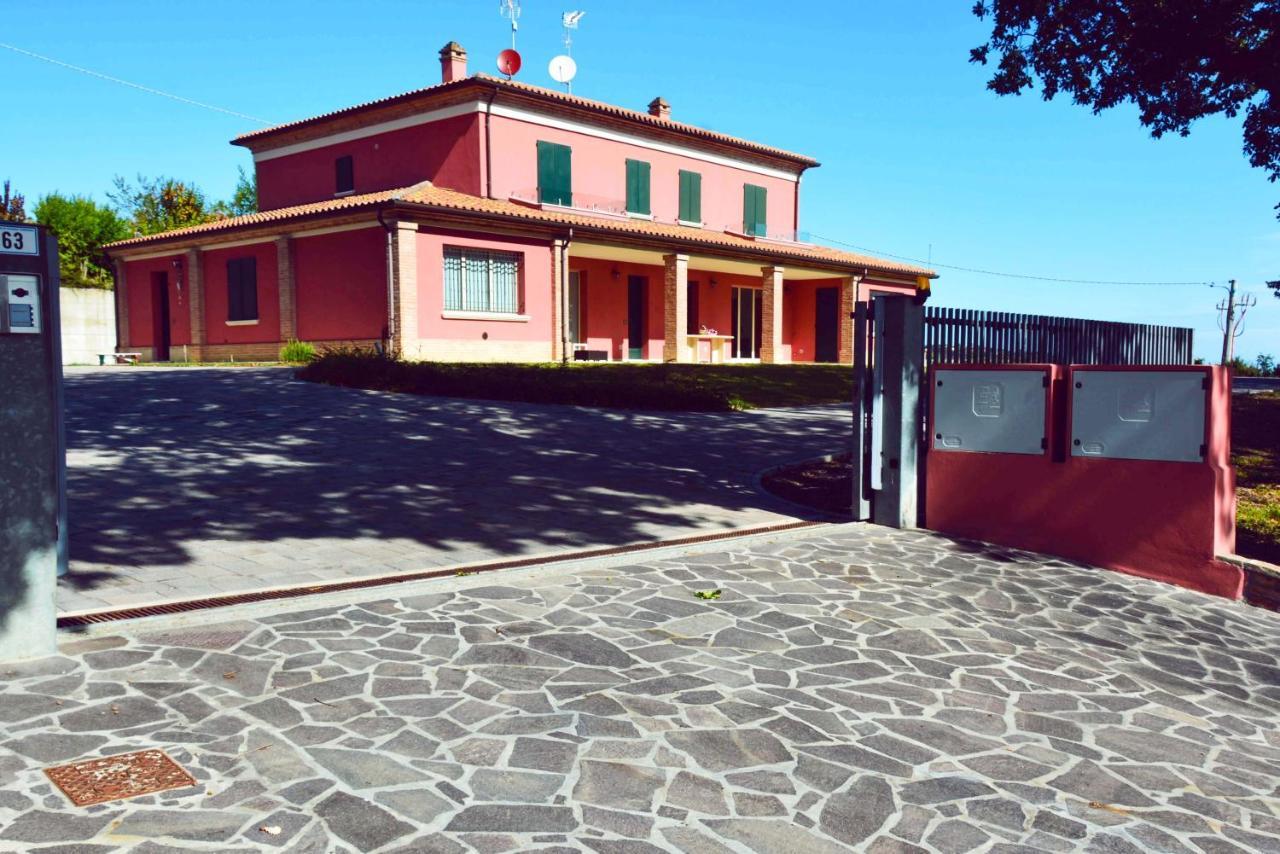 Bed and Breakfast Rinaldi House Torriana Exterior foto